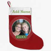 Foto mit Red Polka Dot Frame und benutzerdefiniert Kleiner Weihnachtsstrumpf (Vorderseite)