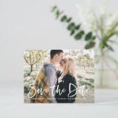 Foto mit weißen Buchstaben Save the Date Postkarte (Stehend Vorderseite)