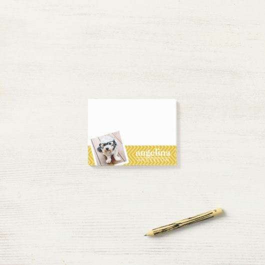Foto mit Zickzack Gold-Muster und Individuelle Nam Post-it Klebezettel (Auf Schreibtisch)