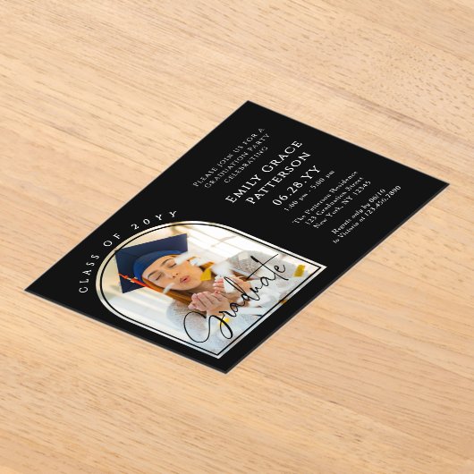 Foto Modern Arch Graduate Script Graduate Party Acryleinladungen (Ablage )