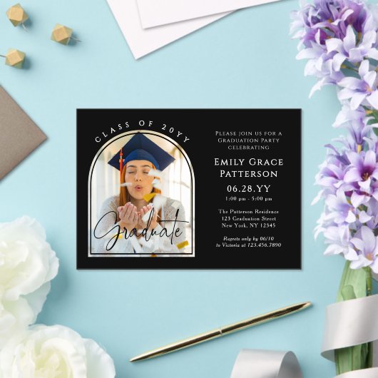 Foto Modern Arch Graduate Script Graduate Party Acryleinladungen (In Situ (Hochzeit))