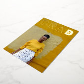 Foto Modern Grad Letters Gold Foil Abschluss Folieneinladung (Gedreht)