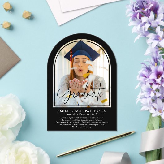 Foto Moderne Bogenschrift Abschluss Ankündigung (Insitu (Hochzeit))