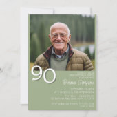 Foto Moderne Minimalistische Szene Grün 90. Geburt Einladung (Vorderseite)