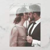 Foto Moderne vertikale 4 Hochzeiten Folieneinladung (Rückseite)