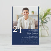 Foto Modernes Minimalistisches Navy Blue 21. Gebur Einladung (Stehend Vorderseite)