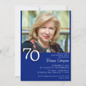 Foto Modernes Minimalistisches Royal Blue 70. Gebu Einladung (Vorderseite)