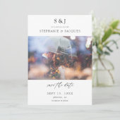 Foto Modernes Mongoram Save the Date Einladung (Stehend Vorderseite)