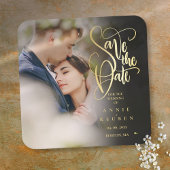 Foto Modernes Save the Date Elegantes Gold Script Rechteckiger Pappuntersetzer