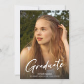 Foto Modernes Script Blue Cap Party Abschluss Einladung (Vorderseite)