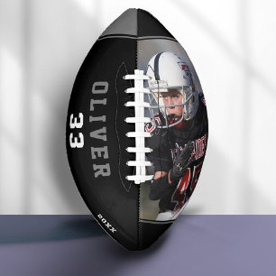 Foto "Name des schwarzen und grauen Spielers" Football