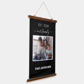 Foto-Namensskript Schwarz-weiß Wandteppich Mit Holzrahmen (Gewinkelt)