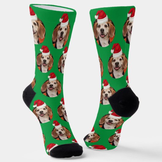 Foto Niedlich Kelly Green Weihnachtsmannmützen Wei Socken (Gewinkelt)