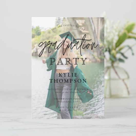 Foto-Overlay-Abschluss für einfache Skriptkalligra Einladung (Stehend Vorderseite)