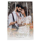 Foto Overlay-Skript dank so viel Gefallen Hochzeit Mittlere Geschenktüte (Rückseite)