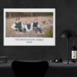 Foto Personalisiert Künstlicher Leinwanddruck<br><div class="desc">Personalisiertes Foto mit Ihrem Familiennamen und optionalem Jahr. Foto Credit Fotografy © Storytree Studios,  Stanford,  CA. Vorlagenbild muss durch eigenes Foto ersetzt werden</div>