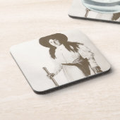 Foto Portrait eines Cowgirl Holding a Rifle, c1910 Getränkeuntersetzer (Linke Seite)