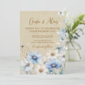 Foto QR Code Moderne Wildblume Hochzeit Einladung (Stehend Vorderseite)