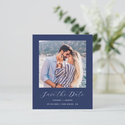 Foto QR Code Navy Blau Save the Date (Stehend Vorderseite)