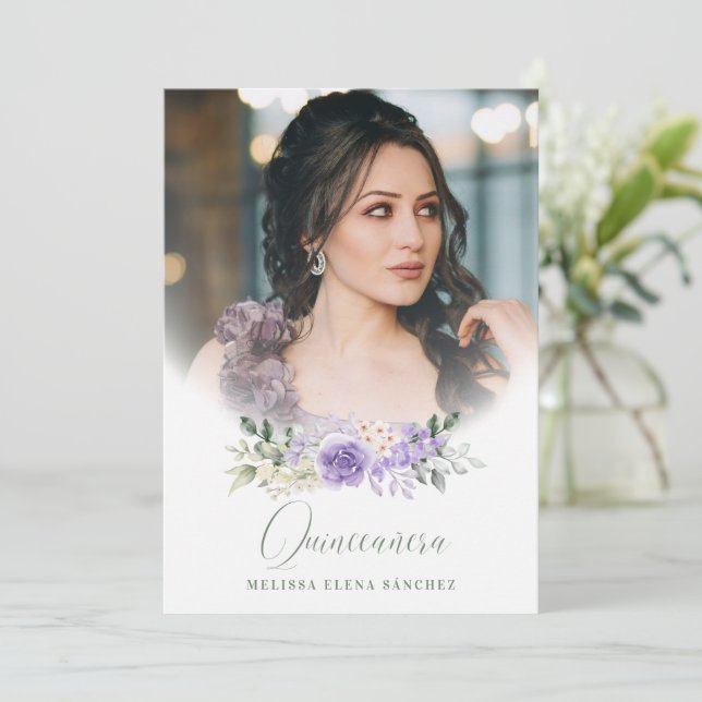 Foto Quinceañera Español Guirnalda Floral Morada (Stehend Vorderseite)
