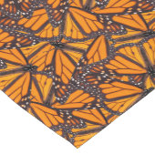 Foto Realistische Monarchschmetterlinge Kurzer Tischläufer (Ecke)