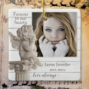 Foto Rustikales Weißholzdenkmal-Engel-Ornament Keramikornament