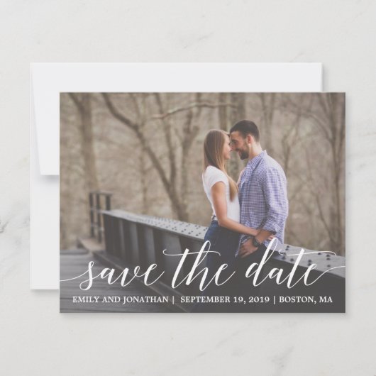 Foto Save the Date Card Vertikal, Modernes Skript (Vorderseite)