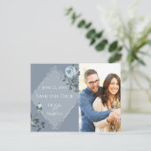 Foto Save the Date Dusty Blue Floral Silver Postkarte (Stehend Vorderseite)