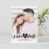 Foto Save the Date Liebe Herzinfarkt Confetti Scri Einladung (Stehend Vorderseite)
