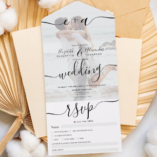 Foto Schwarz-weiße Initialen Hochzeit All In One Einladung