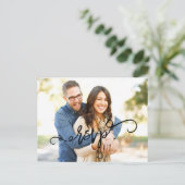 Foto Script Wedding RSVP Postcard Einladungspostkarte (Stehend Vorderseite)