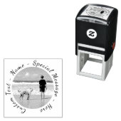 Foto Selbstfarbige Briefmarke mit benutzerdefinier Permastempel (Beispiel)