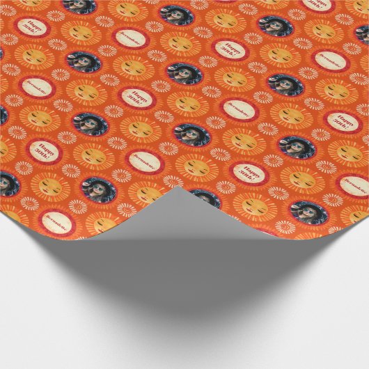 Foto Sentiment Burnt Orange Boho Sun Geschenkpapier (Ecke)