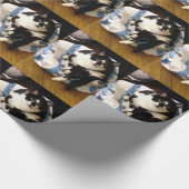 Foto Tuxedo Cat auf Weihnachtswrapping Paper Geschenkpapier (Ecke)