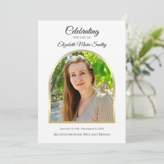 Foto über die weiße Beerdigung oder Feier des Lebe Programm (Stehend Vorderseite)