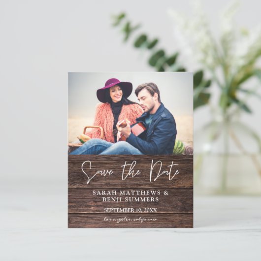 Foto über Holz B Rustikal Save the Date (Stehend Vorderseite)