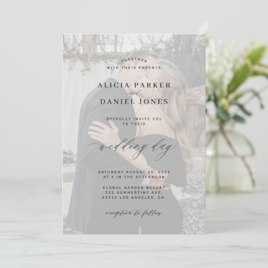 Foto überlagert schlichte moderne Hochzeit Einladung (Stehend Vorderseite)