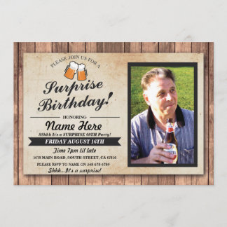 Foto-Überraschungs-Geburtstags-Party jubelt Bieren Einladung