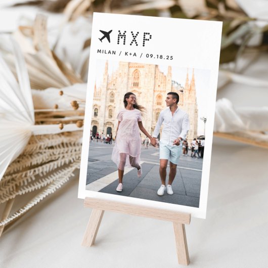 Foto und Flughafencode für Hochzeitreisen Tischnummer