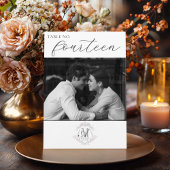 Foto Vintag Monogram Wappen Hochzeit Tischnummer