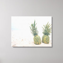 Foto von 2 Ananas am Strand Leinwanddruck