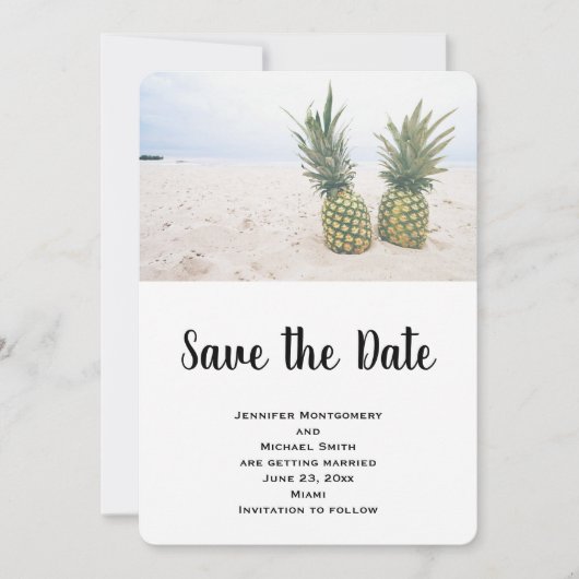 Foto von 2 Ananas am Strand Save The Date (Vorderseite)
