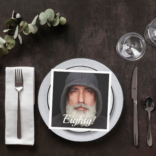 Foto von achtzig Typ Drehbuchmännern Serviette