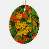 Foto von Blumengelb und Orangen Nasturtien Keramik Ornament (Rechts)