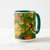 Foto von Blumengelb und Orangen Nasturtien Tasse (VorderseiteRechts)
