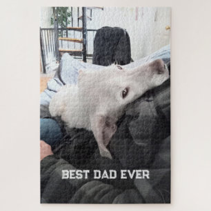 Foto von einem schönen weißen Hund mit Papa zum Va Puzzle