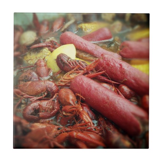 Foto von gekochtem Krautfisch und Wurst Fliese (Vorderseite)