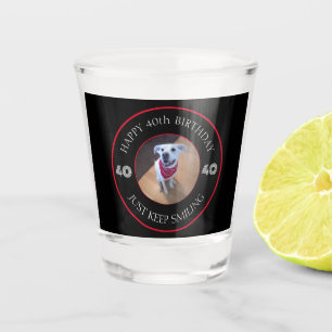 Foto von Hundegrägen Geburtstag 40 Schwarz und Rot Schnapsglas