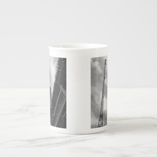 Foto von Kranen und Gegengewichtsbaugeräten Porzellantasse (Vorderseite)