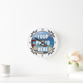 Foto von Personalized Fancy Frame Runde Wanduhr (Zuhause)